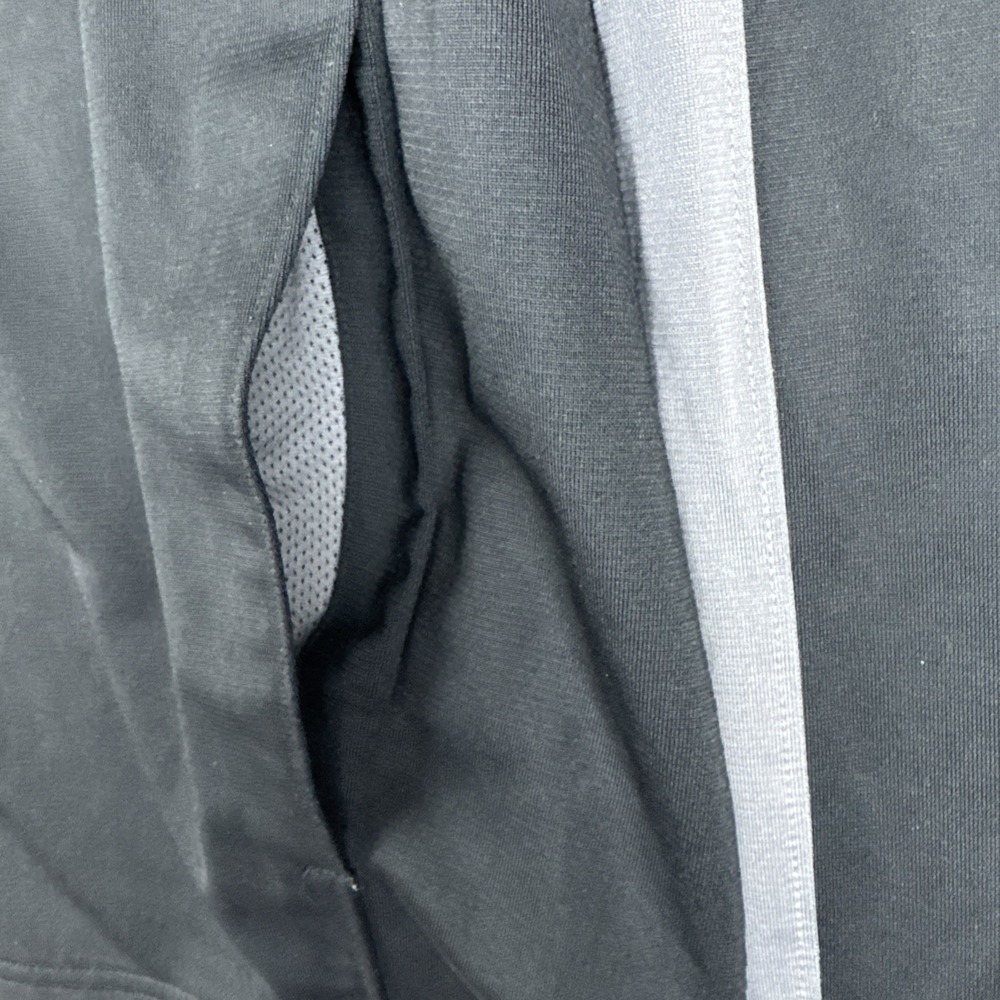 Under Armour Full Zip Windbreaker Jacket Mens L Loose Blk/grey Mock Neck Pockets - Picture 6 of 8